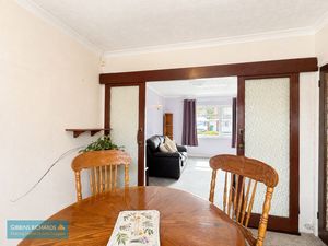Dining room- click for photo gallery